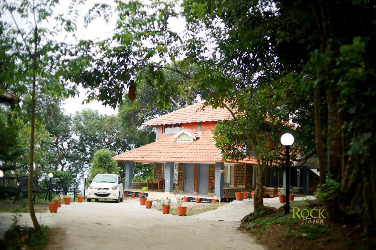 Rock Haven Wayanad Bed & Breakfast กัลปัตตา ภายนอก รูปภาพ