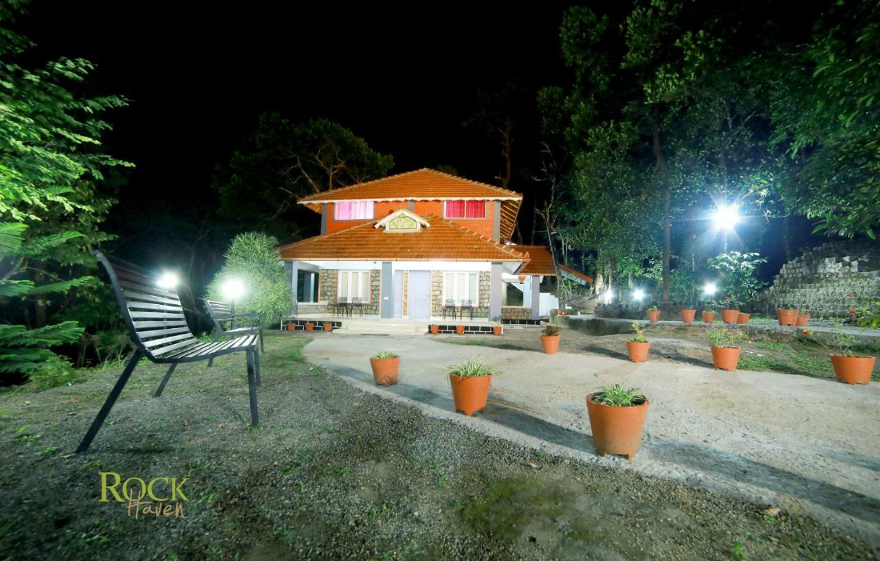 Rock Haven Wayanad Bed & Breakfast กัลปัตตา ภายนอก รูปภาพ